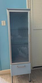 kast licht blauw, Ophalen, Minder dan 50 cm, Met deur(en), 100 tot 150 cm
