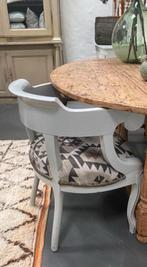 Brocante antieke Franse houten fauteuil stoel kelim stof, Ophalen