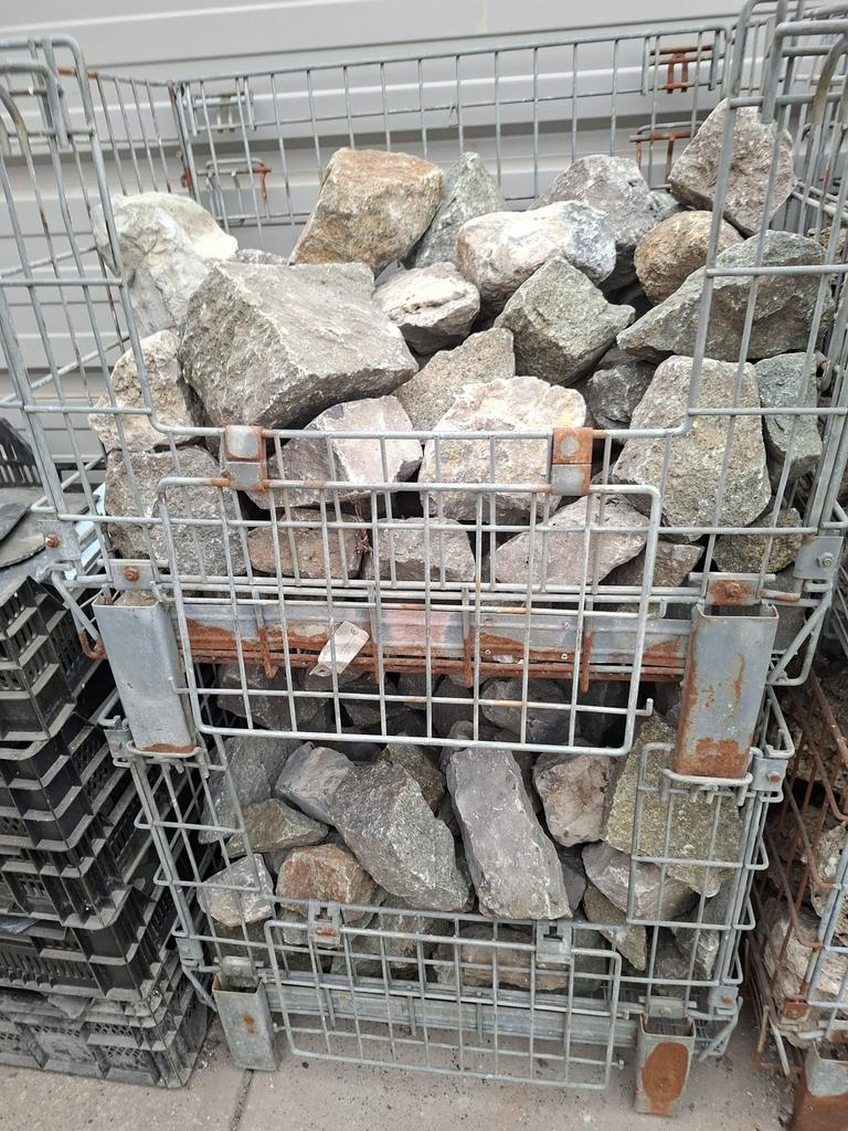 Breuksteen, Tuin en Terras, Ophalen, Zo goed als nieuw