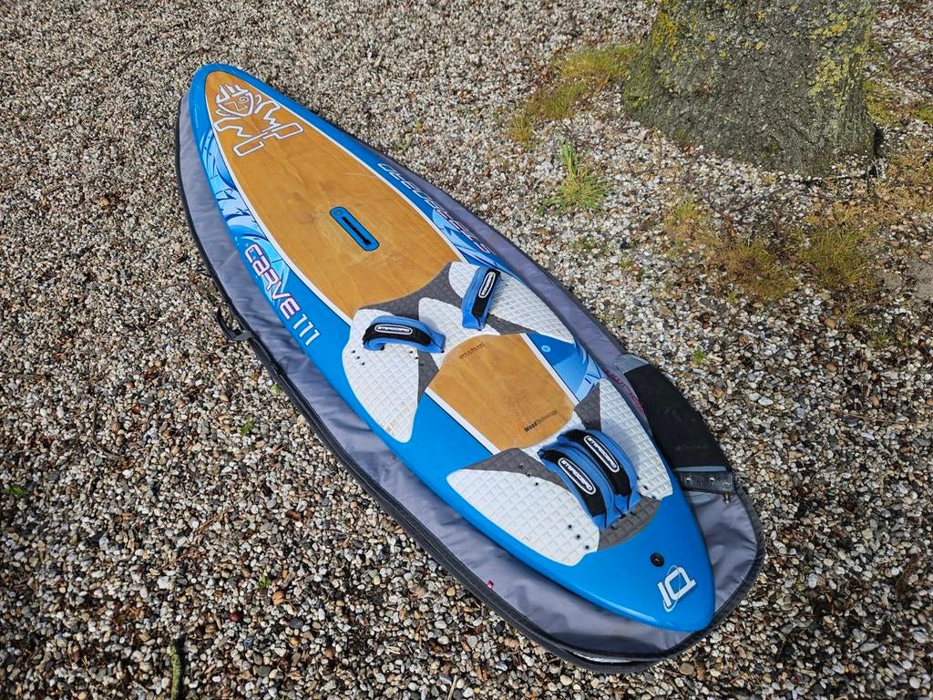 Starboard Carve 111 freeride board met vin en boardbag, Ophalen, Gebruikt, Met draagtas, Minder dan 5 m²