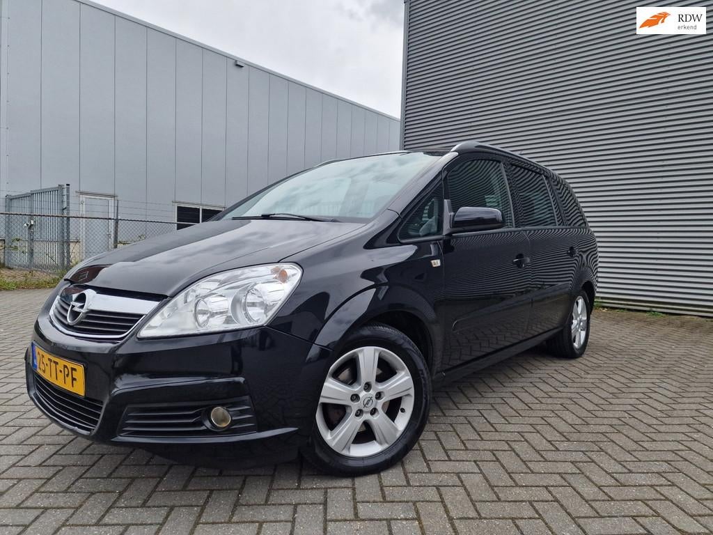 Opel Zafira 1.8 Temptation 7p. AIRCO CRUISE TREKHAAK 2 X SLE, Auto's, Opel, Gebruikt, 4 cilinders, Zwart, Origineel Nederlands
