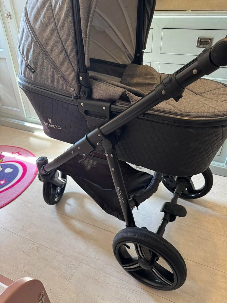 Venicci 3 in 1 kinderwagen, Gebruikt, Combiwagen, Met autostoeltje, Ophalen
