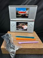 Nintendo DS Lite  Zilver met accessoires, Spelcomputers en Games, G, DS Original of Phat, Ophalen of Verzenden, Zo goed als nieuw