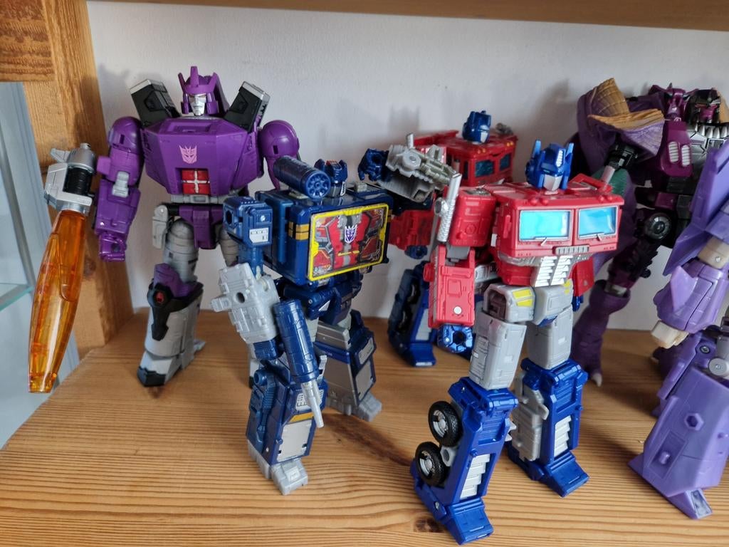 Transformers War for Cybertron Collectie Siege Kingdom, Verzamelen, Transformers, Overige generaties, Ophalen of Verzenden, Zo goed als nieuw