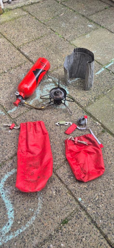 MSR Brander met 1L fles, sleutel, hoesjes en windscherm, Ophalen of Verzenden, Gebruikt