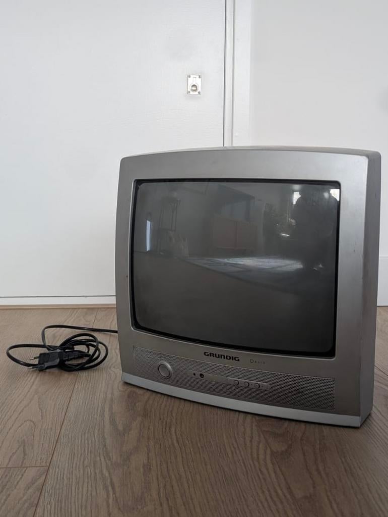 Grundig Davio 14 CRT TV P37-4501 – Vintage – Working, Audio, Tv en Foto, Ophalen, Zo goed als nieuw, 50 Hz, Grundig