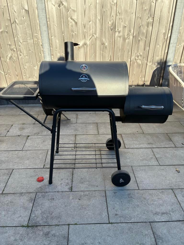 Smoker BBQ - Jamestown Aldon Houtskool BBQ Zwart 58x37cm, Tuin en Terras, Houtskoolbarbecues, Ophalen, Gebruikt
