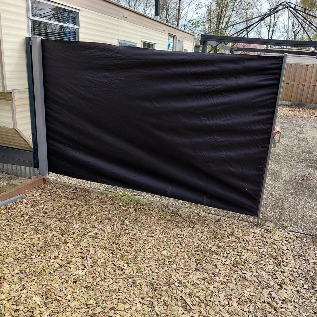 Te koop zwarte tuin scherm 280 breed 1.65 hoog, Ophalen of Verzenden, 200 cm of meer, 150 tot 200 cm
