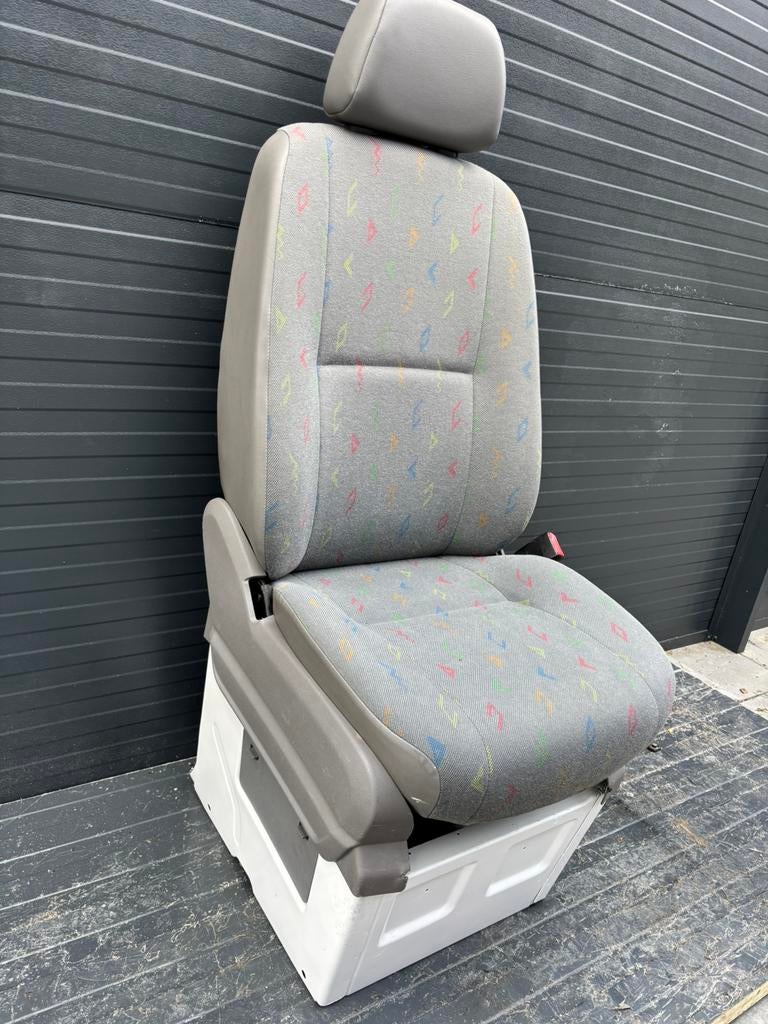 stoel volkswagen crafter mercedes sprinter passagier vast, Tymtop5@gmail.com, 3161ek, Volkswagen, Tymtop