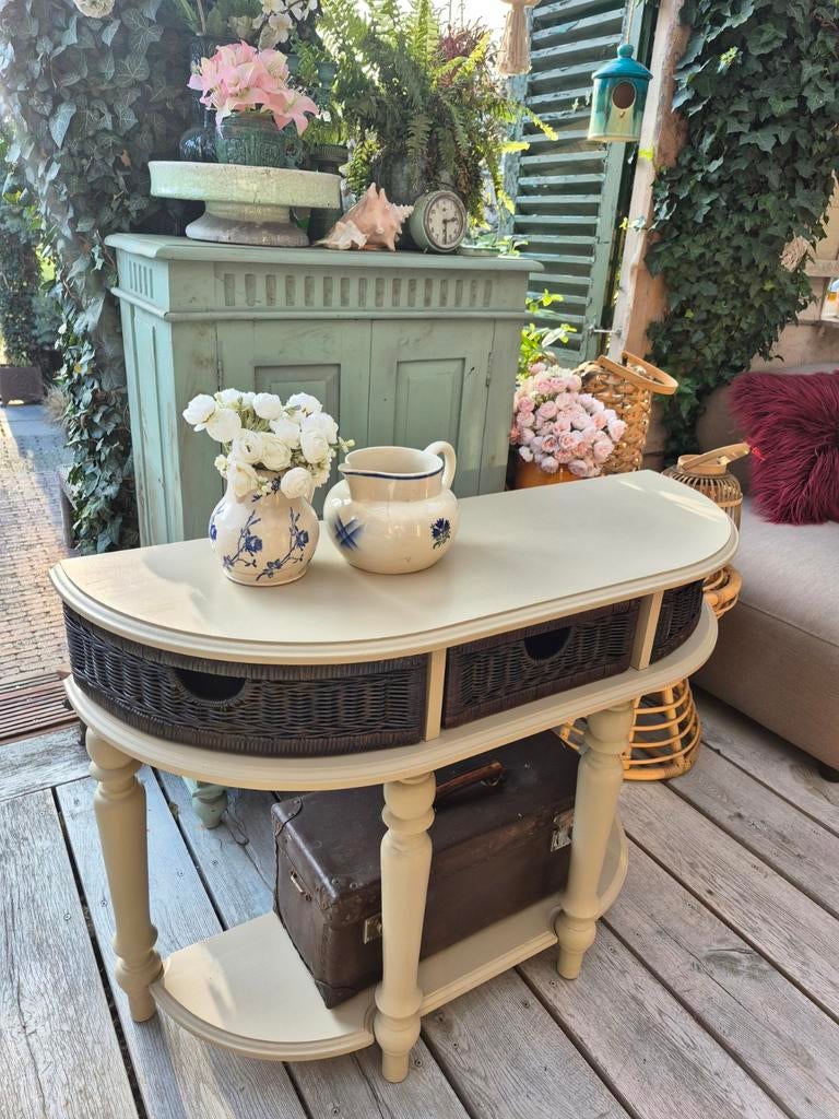 Halfronde sidetable met manden - linnen kleur, Huis en Inrichting, Tafels | Sidetables, Ophalen, 25 tot 50 cm, Rechthoekig, 100 tot 150 cm