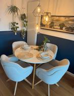 Ronde witte eettafel met eikenhouten poten (Jysk), Huis en Inrichting, Tafels | Eettafels, Ophalen, Gebruikt, 100 tot 150 cm, Vier personen