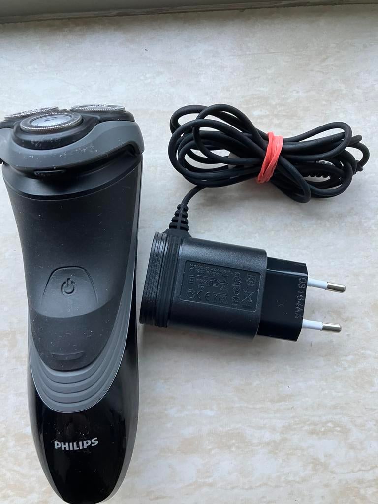 Philips scheerapparaten 2 x, Ophalen of Verzenden, Zo goed als nieuw, Scheren en Epileren