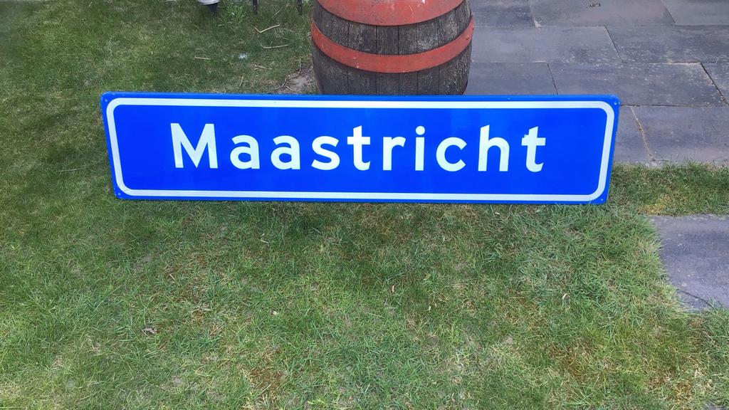 Plaatsnaambord Maastricht, Ophalen, Gebruikt