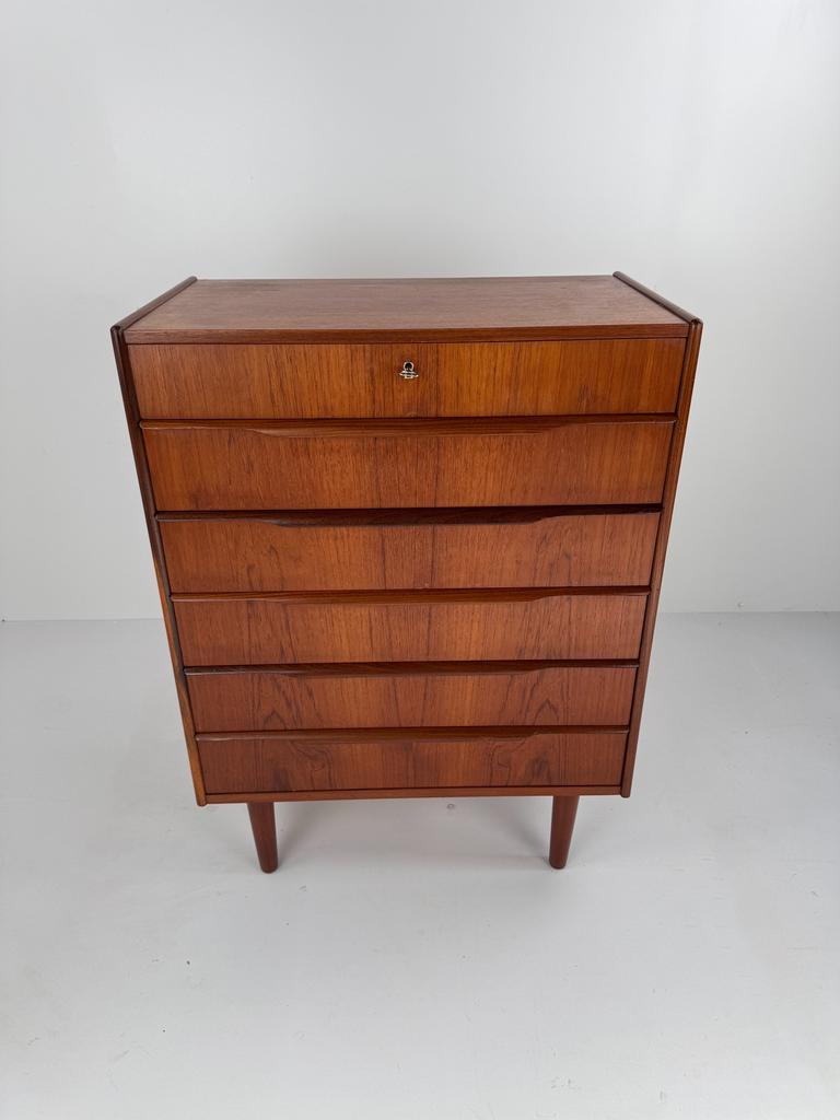 Danish Teak Chest of Drawers, Ophalen, Z, Z, Z
