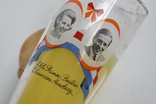 Herdenkingsglas bruiloft Beatrix en Claus, met kaars, Ophalen of Verzenden, Gebruikt, Nederland, Servies