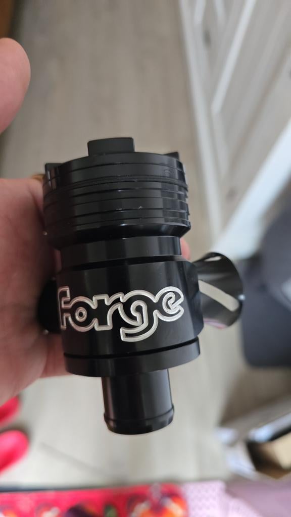Forge blow off valve nieuw in doos universeel, Ophalen of Verzenden