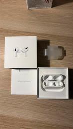 AirPods Pro Charging Case with apple box | Oplaadcase, Telecommunicatie, Mobiele telefoons | Oordopjes, Ophalen of Verzenden, Gebruikt