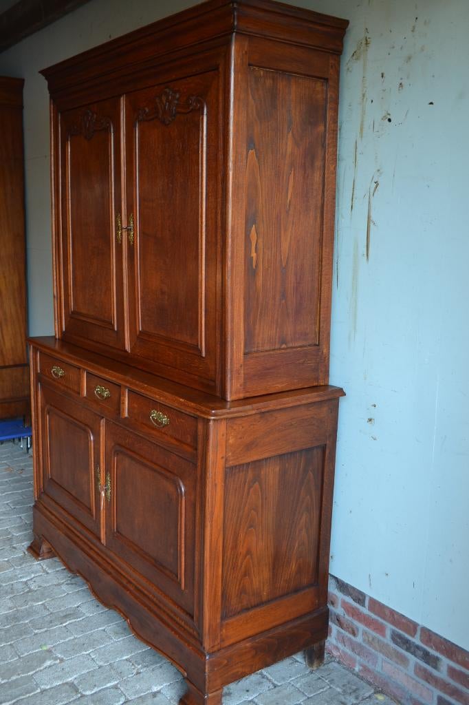 Prachtige antieke eiken houten Louis Philippe buffetkast., Verzenden