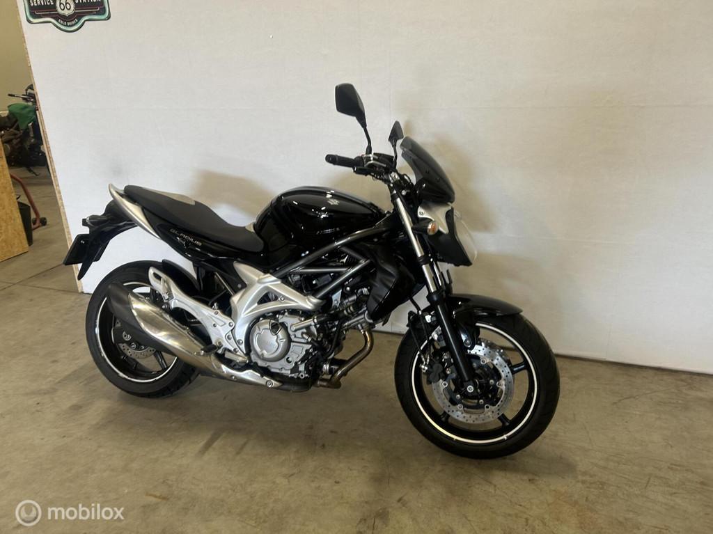 Suzuki Gladius, Bedrijf, Meer dan 35 kW, Toermotor, 645 cc