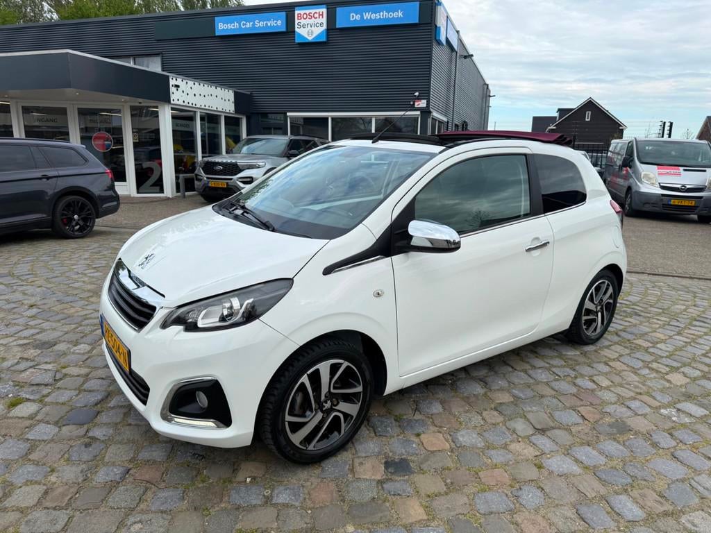 Peugeot 108 1.2 VTi Allure, Auto's, Voorwielaandrijving, Euro 5, Gebruikt, 31 €/maand