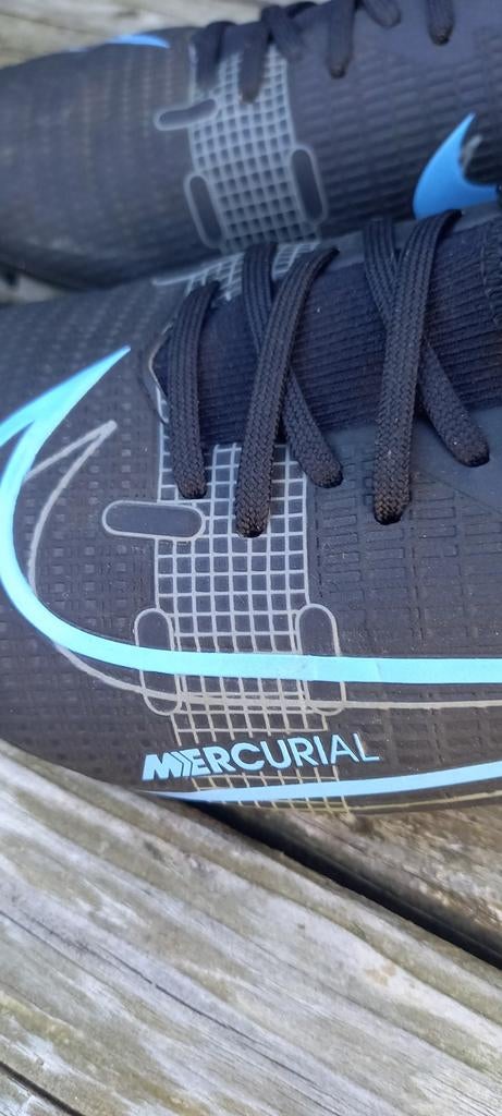 Nike Mercurial Voetbalschoenen - Zo goed als nieuw, Sport en Fitness, Voetbal, Maat XL, Schoenen, Ophalen of Verzenden, Zo goed als nieuw
