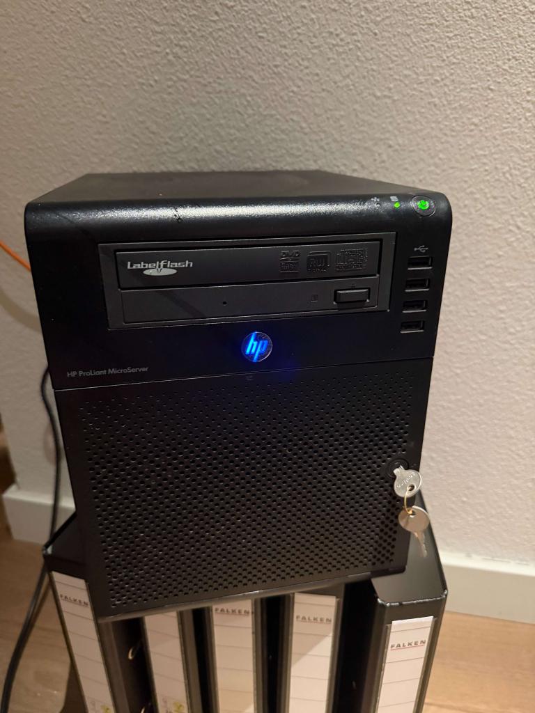 NAS HP ProLiant MicroServer Gen9 configured as NAS 7.8 GB R5, Computers en Software, NAS, Gebruikt, Ophalen