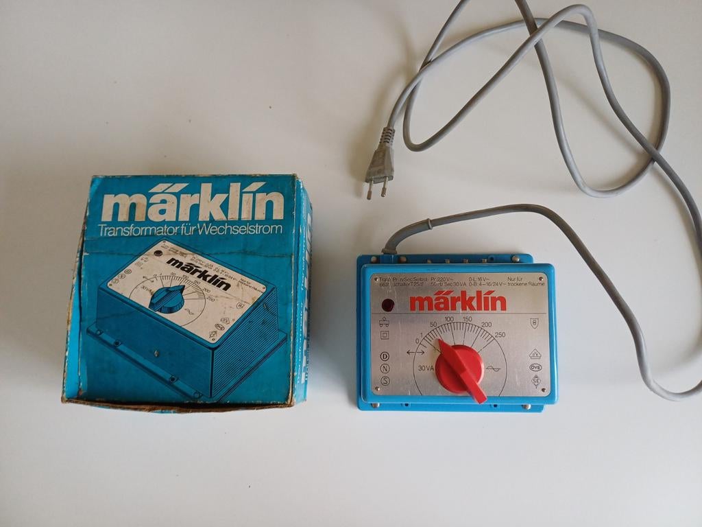 Märklin transformator 6631, Hobby en Vrije tijd, Modeltreinen | H0, Gebruikt, Ophalen of Verzenden, Märklin, Transformator of Voeding