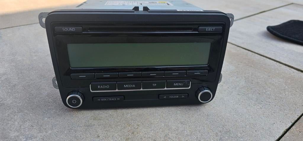 Autoradio voor Volkswagen Golf 5, Ophalen of Verzenden, Gebruikt