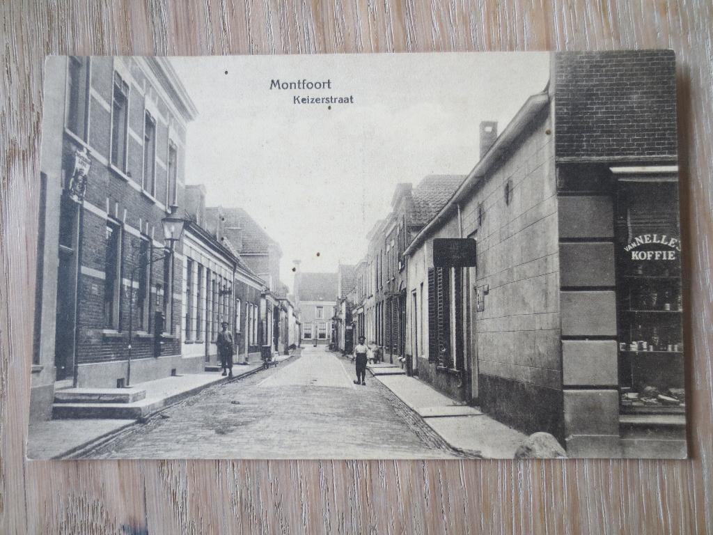 Ansichtkaart: Montfoort Keizerstraat. Ongelopen kaart., Ophalen of Verzenden, Ongelopen, Utrecht