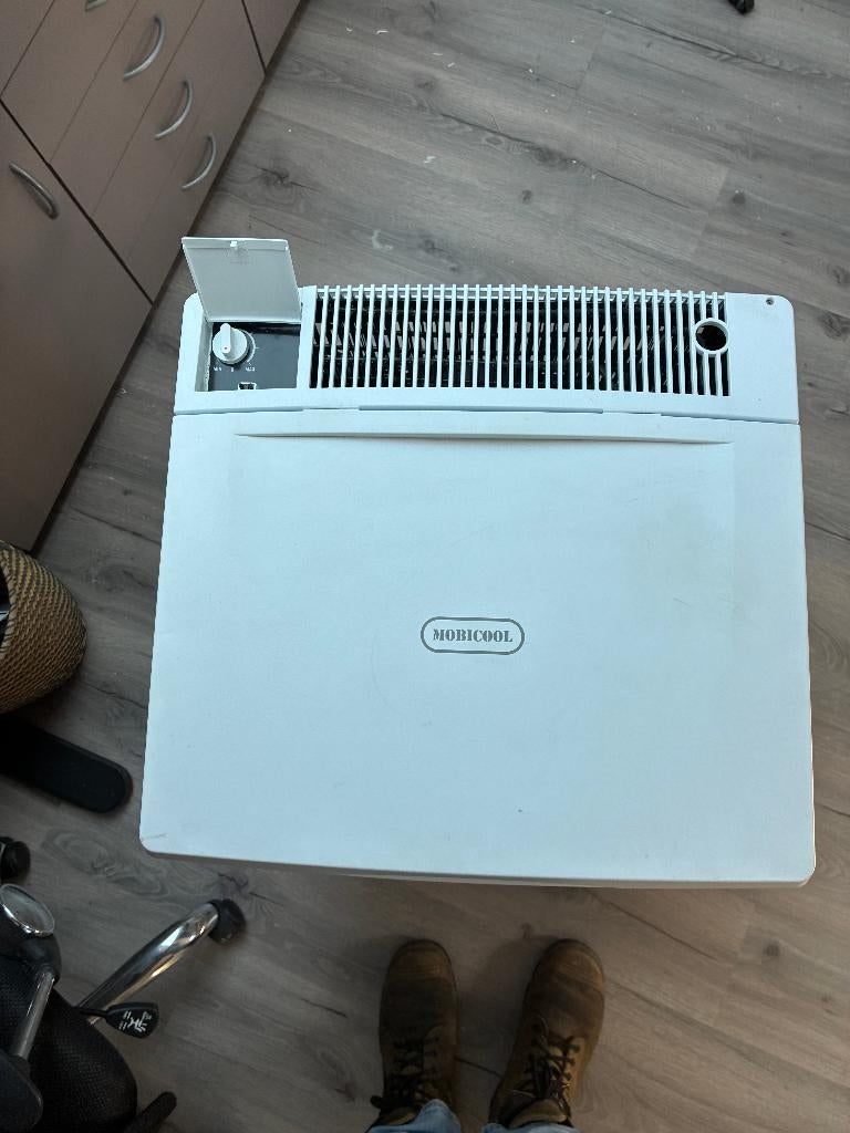 koel vries camping, Ophalen, Zo goed als nieuw, Compressor