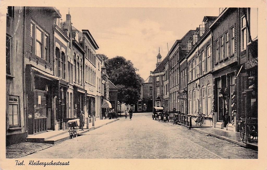 Tiel - Kleibergschestraat (geanimeerd) gel. 1944, Ophalen of Verzenden, 1940 tot 1960, Gelopen, Gelderland