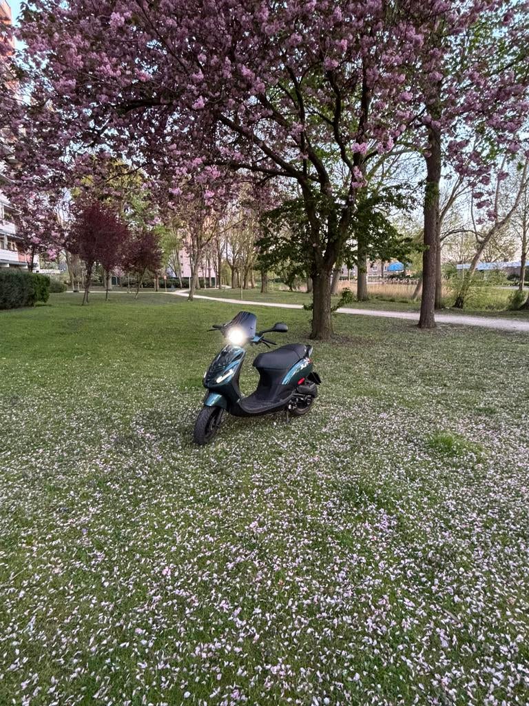 Piaggio zip 4t injectie 50 cc, Zip, Ophalen of Verzenden, Zo goed als nieuw, Benzine