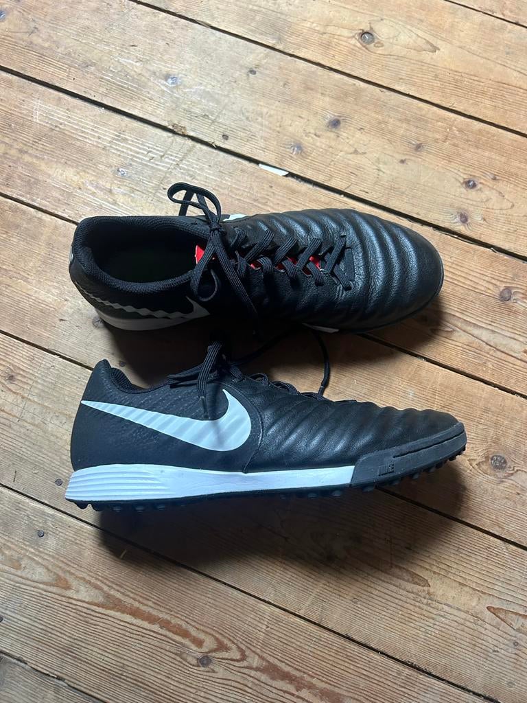 Nike Tiempo Legend 7 Academy TF voetbalschoenen, Ophalen of Verzenden, Gebruikt, Schoenen