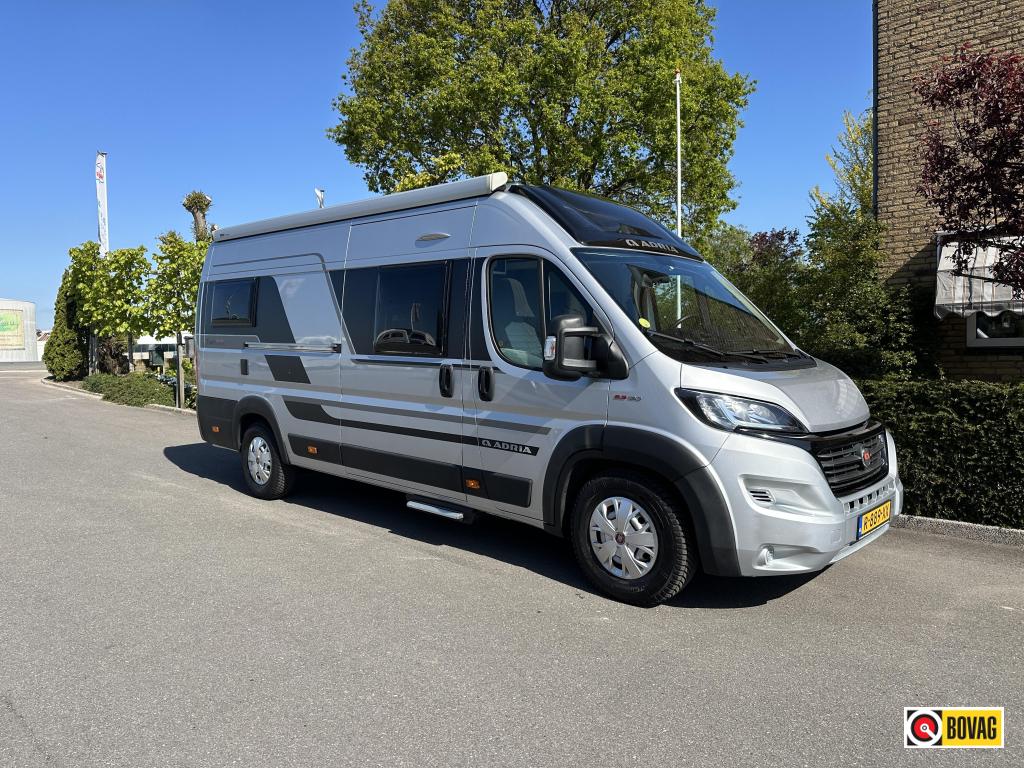 Adria Twin Supreme 640 SLB Enkele bedden Zeer mooi, Automaat, Achteruitrijcamera, Ringverwarming, Fiat