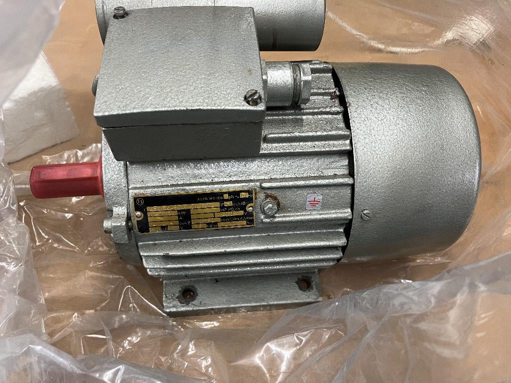 1 fase elektromotor 0,75 kW 2880 omw., Doe-het-zelf en Verbouw, Motoren, Ophalen of Verzenden, Zo goed als nieuw, Elektromotor