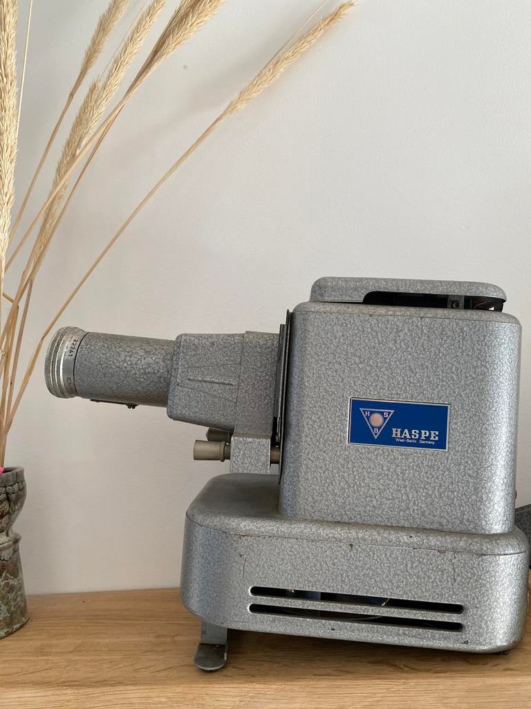 Projector, Ophalen of Verzenden, Zo goed als nieuw, Minder dan 600 watt, Overige typen