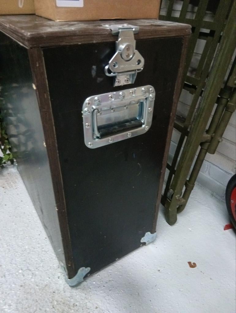 Stevige waterdichte kist van 18mm betonplex, Huis en Inrichting, Woonaccessoires | Kisten, Gebruikt, 50 tot 75 cm, Minder dan 50 cm