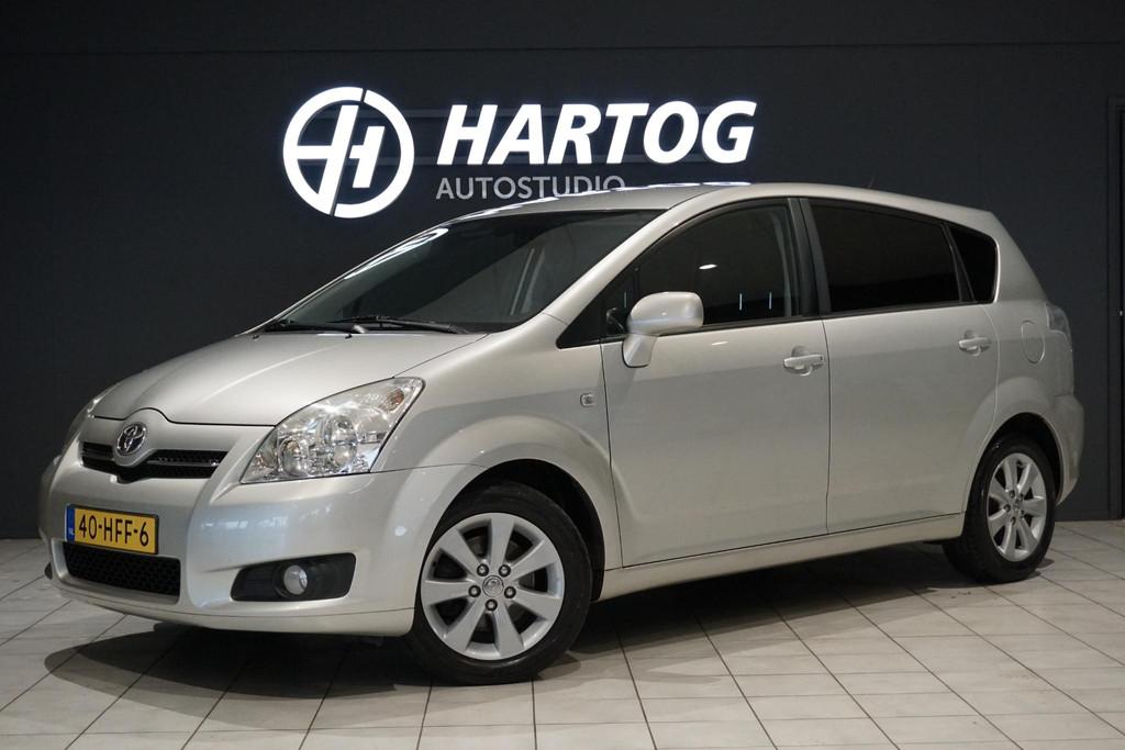 Toyota Verso 1.6 VVT-i Luna + NAVIGATIE / CRUISE CONTROL / P, Auto's, Gebruikt, 4 cilinders, Origineel Nederlands, Handgeschakeld