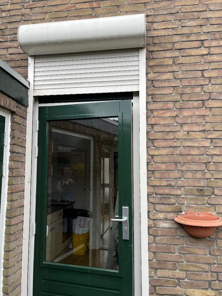 Rolluik voor (achter)deur, Ophalen, Zo goed als nieuw