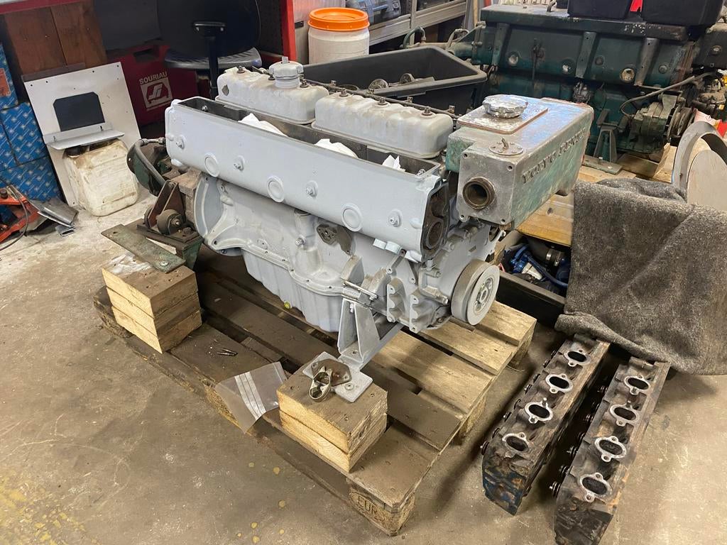 2x Volvo Penta MD32 gereviseerde motoren met keerkoppeling, Doe-het-zelf en Verbouw, Motoren, Zo goed als nieuw, Elektromotor