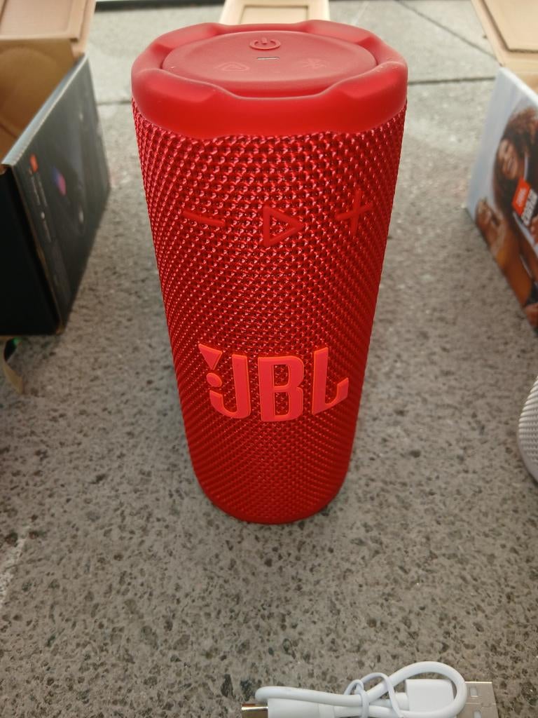 JBL BOX, Ophalen of Verzenden, 120 watt of meer, JBL