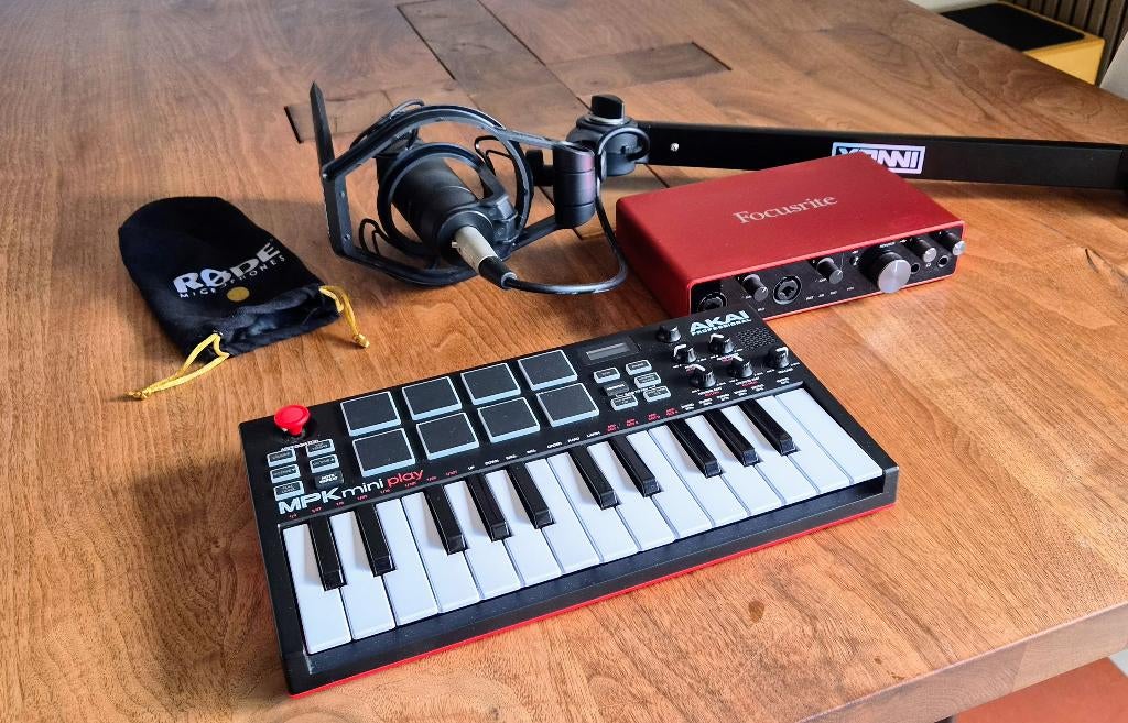 Home studio set voor vocals | Rode NT1 | Focusrite | Ableton, Muziek en Instrumenten, Ophalen, Zo goed als nieuw, Studiomicrofoon