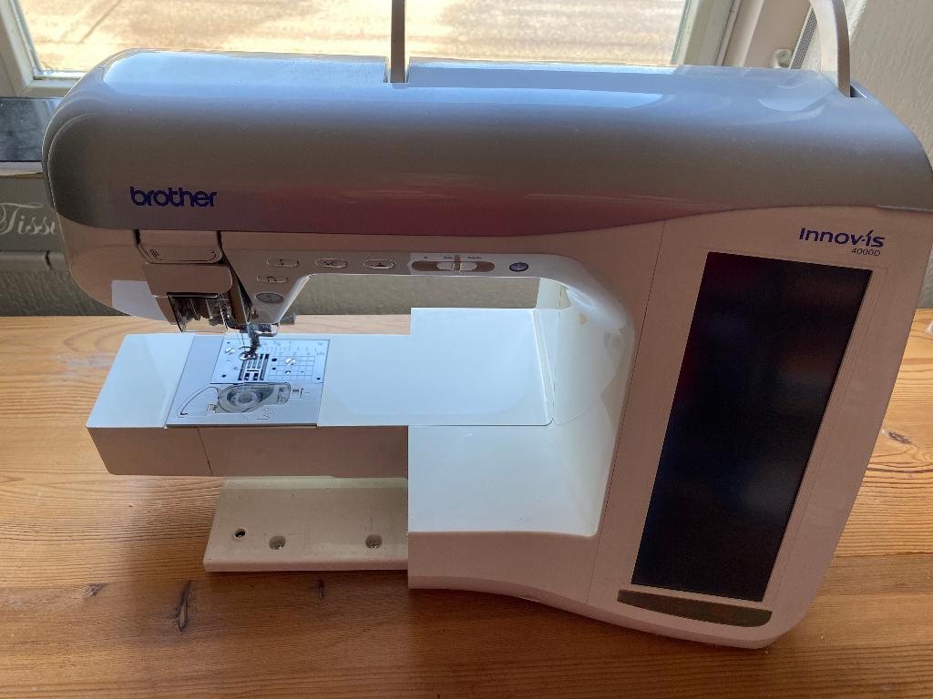 Brother Borduurmachine, Hobby en Vrije tijd, Borduren en Borduurmachines, Ophalen, Gebruikt, Machineborduren, Borduurmachine