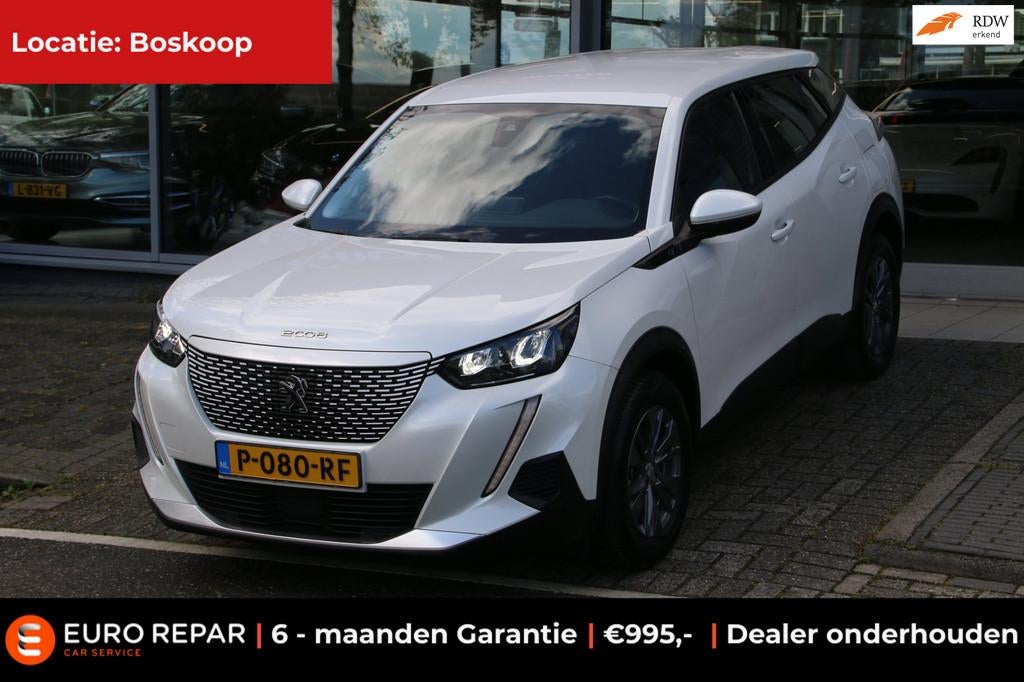 Peugeot E-2008 EV Active Pack 50 kWh, 330 km, 136 pk, Gebruikt, Wit