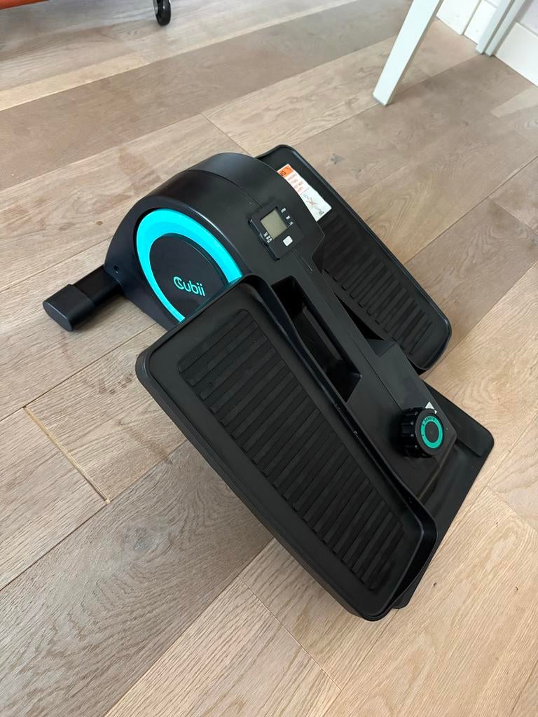Cubii bureautrainer stoelfiets - Zo goed als nieuw, Sport en Fitness, Ophalen of Verzenden, Zo goed als nieuw, Benen, Stoelfiets