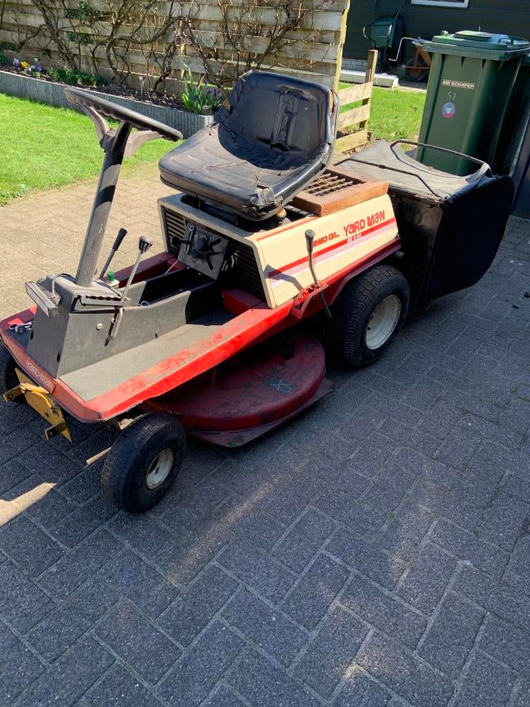 Yard man grasmaaier, Tuin en Terras, Ophalen, Gebruikt, Opvangzak, 90 tot 120 cm