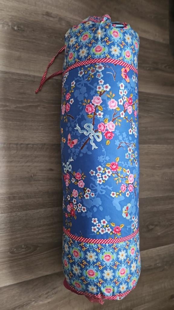 Nieuw Pip Studio Kussen - Bloemen en Vlinders, Huis en Inrichting, Woonaccessoires | Kussens, Nieuw, Blauw, Cilindervormig, Ophalen of Verzenden