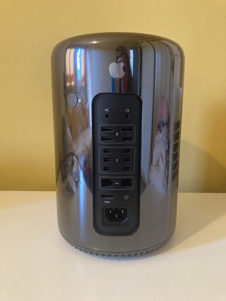 Mac Pro (eind 2013), Computers en Software, Apple Desktops, Gebruikt, Mac Pro, SSD, 3 tot 4 Ghz, 32 GB, Ophalen