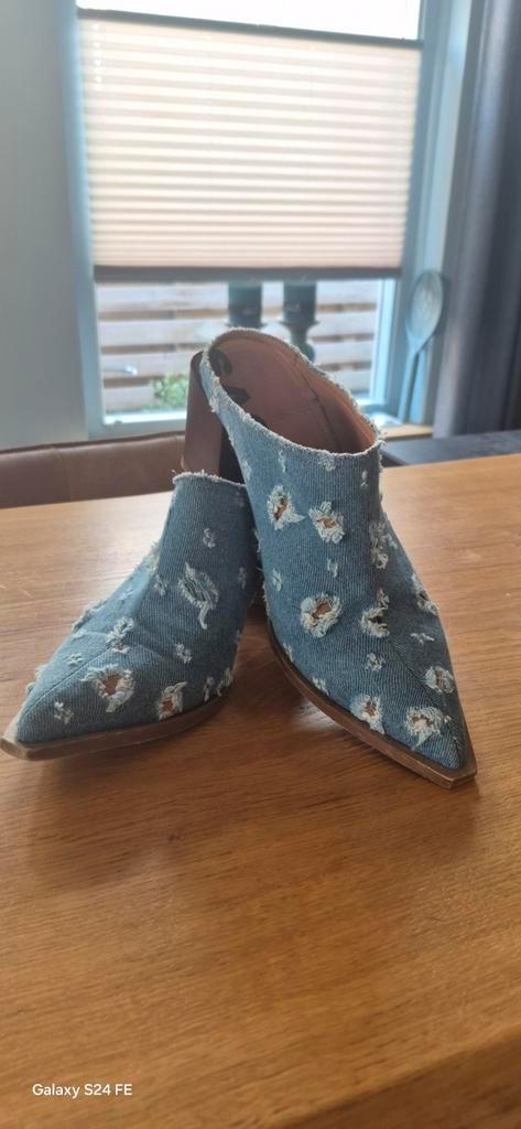 Sacha Denim Muiltjes Maat 40 - Zo goed als nieuw, Kleding | Dames, Schoenen, Zo goed als nieuw, Sandalen of Muiltjes, Blauw, Ophalen of Verzenden