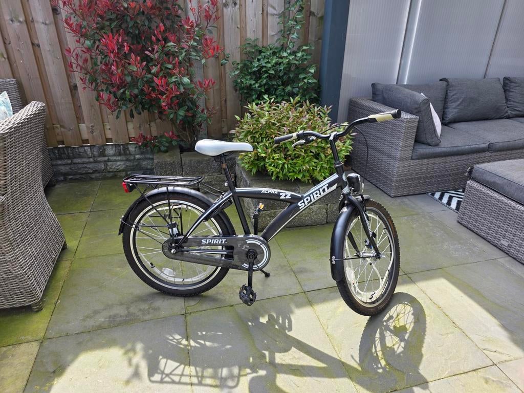 Kinderfiets zwart 22 inch, Fietsen en Brommers, Fietsen | Kinderfietsjes, Ophalen, Gebruikt, 20 inch of meer